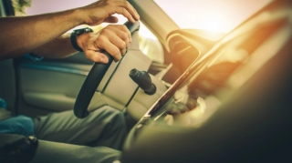 "Saxla" əmrinə tabe olmayan narkoman sürücü saxlanıldı 