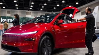 "Tesla" avtomobillərində yeni FUNKSİYA 