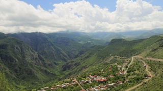 Şimal-Cənub dəhlizi ilə yükdaşıma 50 faiz artıb - Nazir  