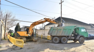 Yeddi küçədə üzərində evlər tikilən xətlərin yeri dəyişdirildi - FOTO - VİDEO  