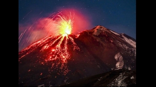 İtaliyadakı Etna vulkanı yenidən püskürdü