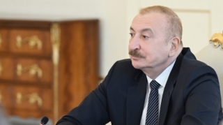 Orta Dəhlizin daha bir davamına çevriləcək yeni dəmir yolu tikilir - Azərbaycan Prezidenti  