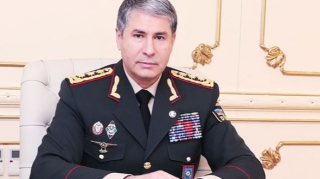 Vilayət Eyvazov polis rəisini vəzifədən kənarlaşdırdı 
