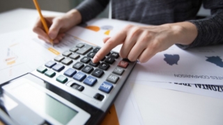 Bu şəxslərin əməkhaqqı fərqli hesablanacaq 