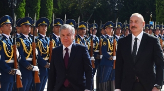 Şavkat Mirziyoyevin rəsmi qarşılanma mərasimi oldu 