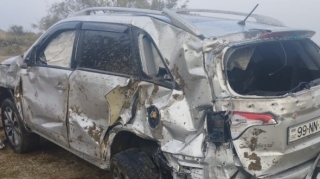 Kürdəmirdə ağır QƏZA:  Xəsarət alanların kimliyi məlum oldu - YENİLƏNİB - FOTO 