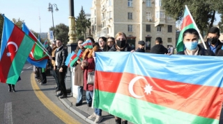 Bakıda Zəfər Günü yürüşü başlayıb  - FOTO