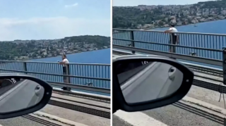 Avtomobilindən enib körpüdən özünü atdı 
