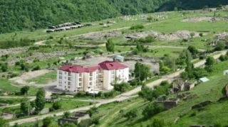 Kəlbəcərdə qeyri-qanuni yerləşdirilən insanlar oradan çıxarılmalıdır