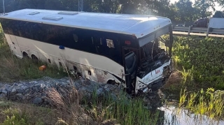 Avtobus qəzasında beş nəfər ölüb 