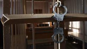 Qanunsuz saxlanılan silah-sursat götürülüb