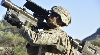 Aerodromları vurmaq üçün icazə almağa çalışırıq 