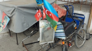 Göyçayda sürücü əlil arabasında olan şəxsi vurub qaçdı - FOTO 