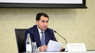 Prezidentin köməkçisi: "Biz xain, alçaq düşmənlə üzbəüzük"