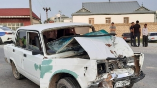 Kürdəmirdə yol qəzası baş verib, xəsarət alanlar var - VİDEO - FOTO