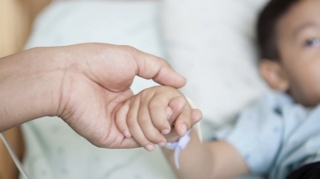 Valideynlərinin zorakılığa məruz qoyduğu azyaşlılar körpələr evinə yerləşdiriləcək 