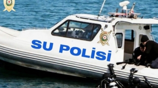 Polis əməliyyat keçirib, “Kalaşnikov”  satmaq istəyən şəxs saxlanılıb  - VİDEO