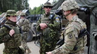 "Yeniyetmələrin 63 faizi Rusiya ilə müharibəyə hazırdır” - Estoniya müdafiə naziri 