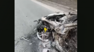 Bir ailənin bütün üzvləri maşında yanıb kül oldu - VİDEO