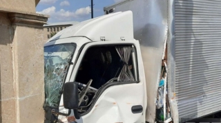 Kürdəmirdə yol qəzası olub, 4 nəfər xəsarət alıb   - FOTO