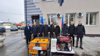 Azərbaycandan Ukraynaya generatorlar göndərildi - FOTO 