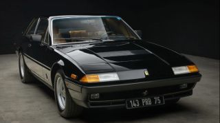 “1982 Ferrari 400i” hərraca çıxarıldı  - FOTO
