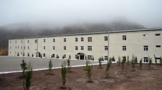 Azad olunan rayonlarda yeni inşa edilən hərbi obyektlər istifadəyə verilib  - FOTO