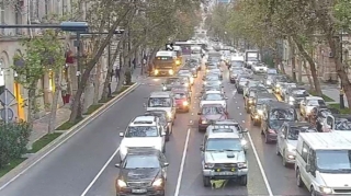 Bu yollarda tıxac var - SİYAHI 