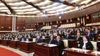 Milli Məclisdə bəzi məmurların şəhid ailələri və qazilərə münasibəti tənqid edildi 