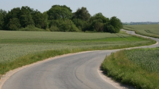 Qubadan Qəbələyə getmək üçün niyə Bakıya gəlmək lazımdır? – “Əvvəl “at yolu” olub, indi isə...” 