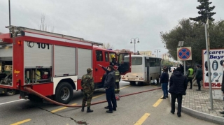 Sumqayıtda avtobusda yanğın olub