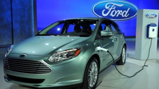 "Ford" un elektrikli avtomobil satışı 61% artıb