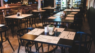 Bakıda karantini pozan kafe sahibi cəzəlandırıldı - FOTO 