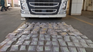 Azərbaycan gömrükçüləri külli miqdarda dərman preparatı müsadirə edib  - FOTO