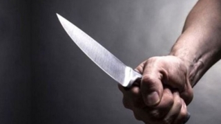 Quba sakini əmisi oğlunu avtomobillə vurdu, sonra da bıçaqladı 