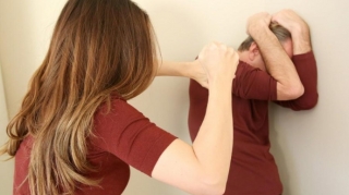 Bu il 185 qadın və 22 kişi zorakılıqla bağlı Dövlət Komitəsinə müraciət edib 