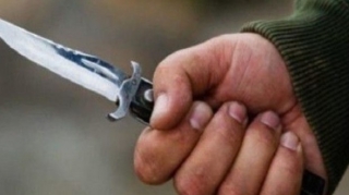 Ağdamda qardaş qardaşı bıçaqladı