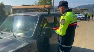 Lerikdə kobud qayda pozan sürücülər cəzalandırıldı  - FOTO