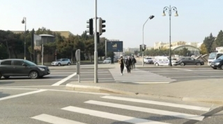 Bu küçədə piyadaların nizamlı və təhlükəsiz hərəkəti təmin edildi - VİDEO