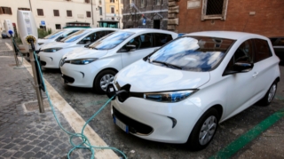 Azərbaycana gətirilən elektromobillərin sayı açıqlandı 