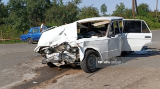 Ağstafada iki avtomobil toqquşdu: xəsarət alanları aparan təcili yardım maşını da qəzaya düşdü   - FOTO