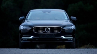 Volvo səhm satışı həcmini azaltdı