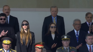 Liderlər paradda - FOTOLAR 