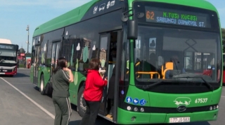 Пассажиры жалуются на работу маршрута №62: в BakuBus дали объяснение - ВИДЕО 