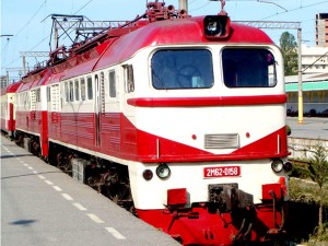 "Azərbaycan Dəmir Yolları" QSC-nin maşinisti teplovozdan yıxılıb öldü