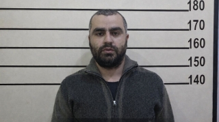 Televiziya əməkdaşı adı ilə pul tələb edən şəxs saxlanıldı 