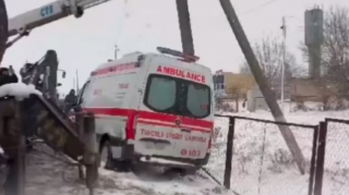 Ağcabədidə təcili tibbi yardım maşını qəzaya düşdü - VİDEO 