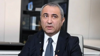 Mən də, ailə üzvlərim də ictimai nəqliyyatdan istifadə edirik - Anar Rzayev 