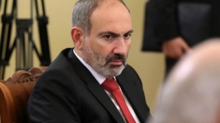Paşinyanın qardaşı yol qəzasına düşüb 