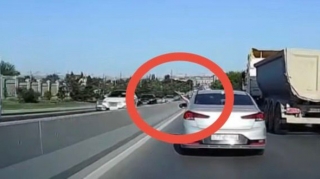 Sulutəpədə qayda pozan sürücü əl-qol hərəkətləri etdi - VİDEO